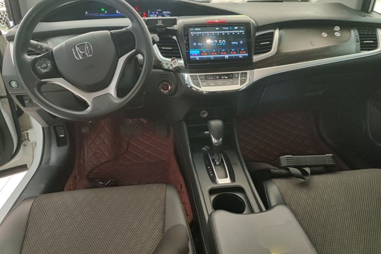 Used Honda Jade 2020 1.8L automatic Comfort version Center Console