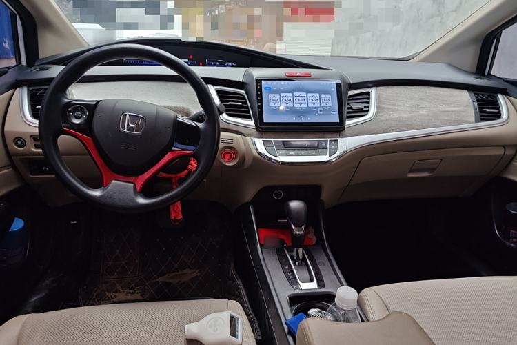 Used Honda Jade 2020 1.8L automatic Comfort version Center Console