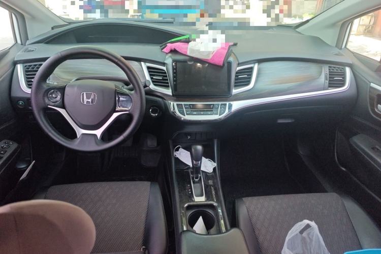 Used Honda Jade 2020 1.8L automatic Comfort version Center Console