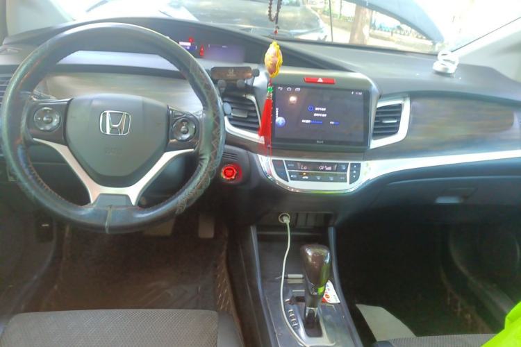 Used Honda Jade 2020 1.8L automatic Comfort version Center Console