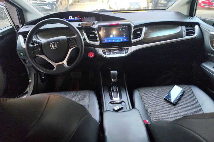 Used Honda Jade 2020 1.8L automatic Comfort version Center Console