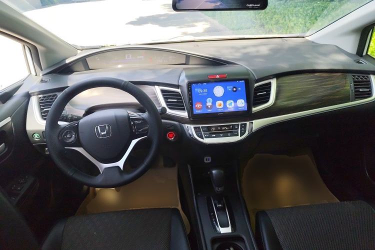 Used Honda Jade 2020 1.8L automatic Comfort version Center Console