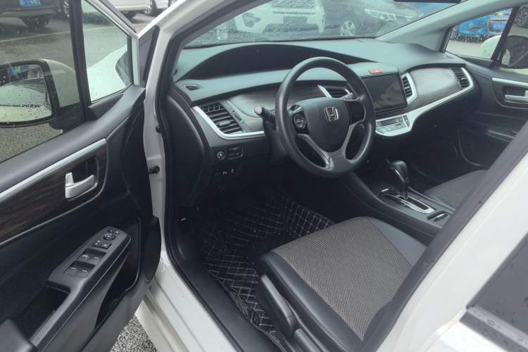 Used Honda Jade 2020 1.8L automatic Comfort version Driver Seat