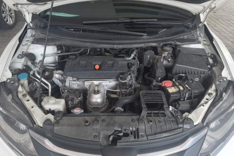 Used Honda Jade 2020 1.8L automatic Comfort version Engine Bay