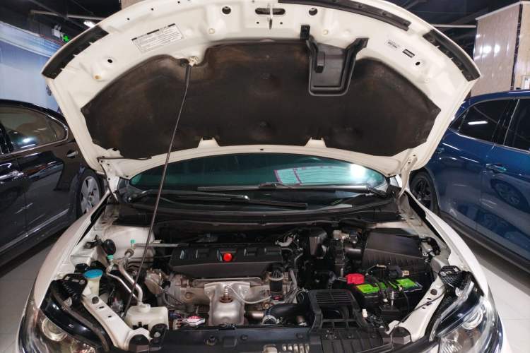Used Honda Jade 2020 1.8L automatic Comfort version Engine Bay