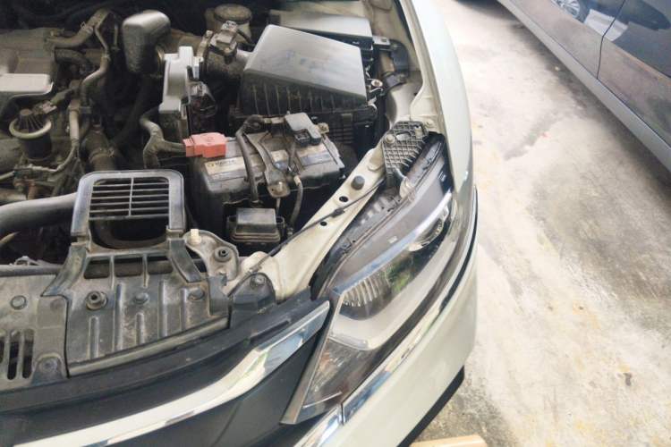 Used Honda Jade 2020 1.8L automatic Comfort version Engine Bay Left