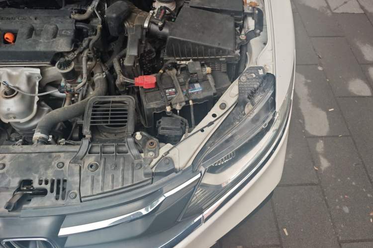 Used Honda Jade 2020 1.8L automatic Comfort version Engine Bay Left