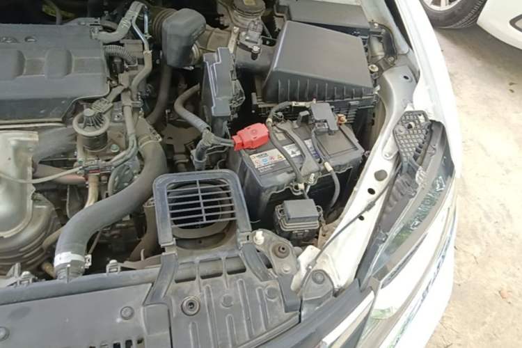 Used Honda Jade 2020 1.8L automatic Comfort version Engine Bay Left