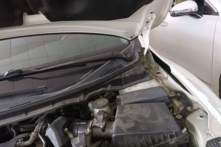 Used Honda Jade 2020 1.8L automatic Comfort version Engine Bay Left