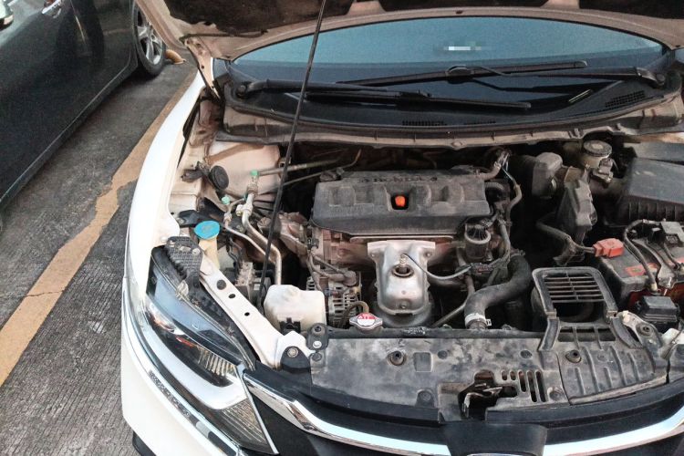Used Honda Jade 2020 1.8L automatic Comfort version Engine Bay Right