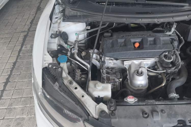 Used Honda Jade 2020 1.8L automatic Comfort version Engine Bay Right