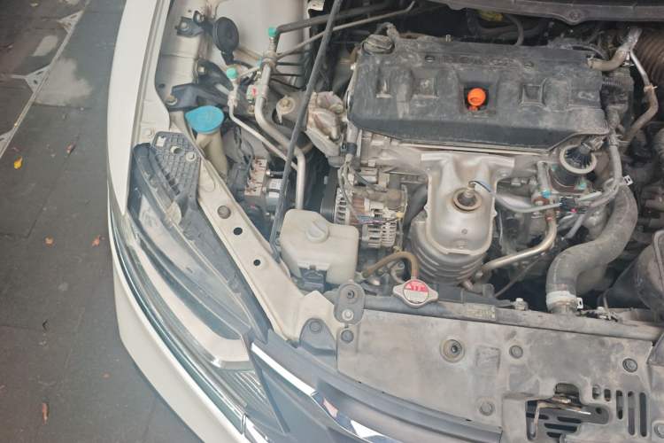 Used Honda Jade 2020 1.8L automatic Comfort version Engine Bay Right
