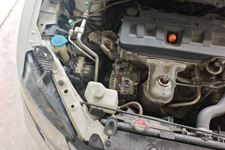 Used Honda Jade 2020 1.8L automatic Comfort version Engine Bay Right