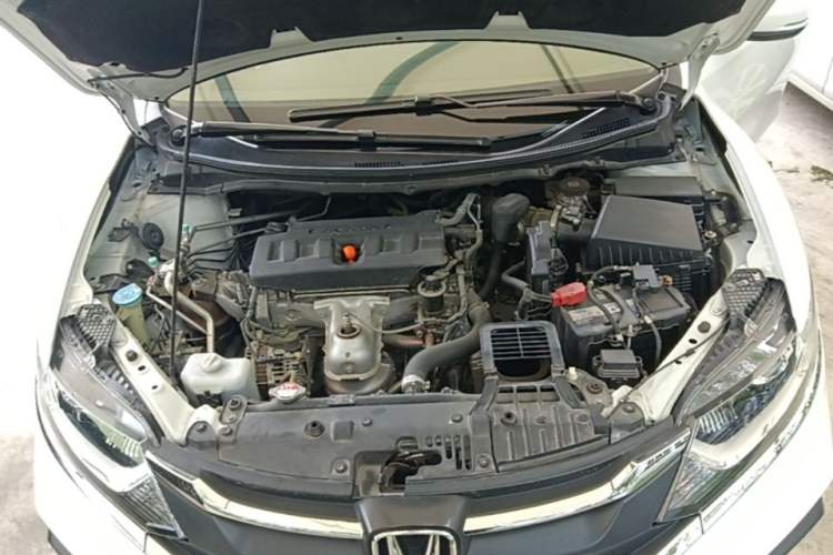 Used Honda Jade 2020 1.8L automatic Comfort version Engine Bay