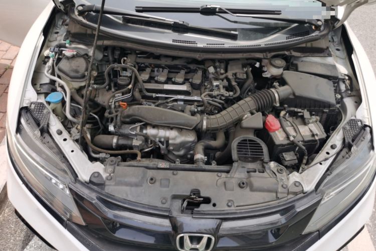 Used Honda Jade 2020 210TURBO CVT Fashion Edition Engine Bay