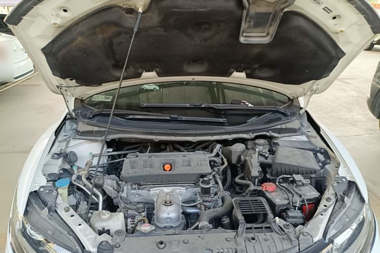 Used Honda Jade 2020 1.8L automatic Comfort version Engine Bay