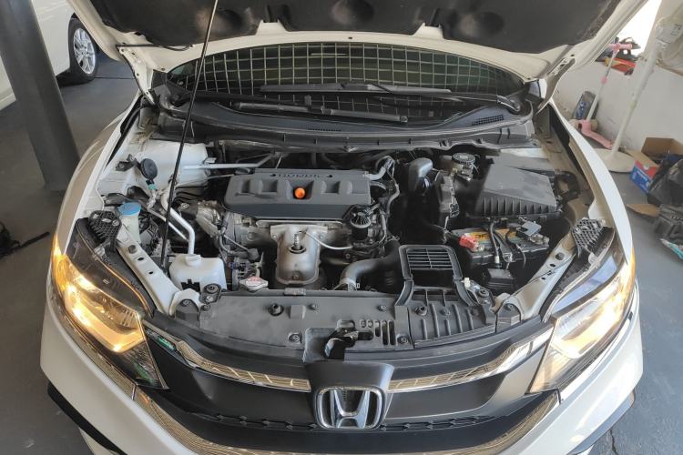 Used Honda Jade 2020 1.8L automatic Comfort version Engine Bay
