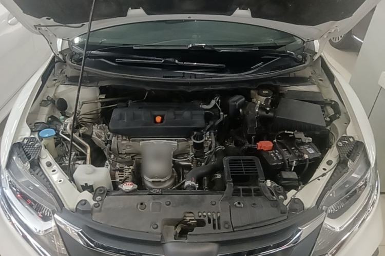 Used Honda Jade 2020 1.8L automatic Comfort version Engine Bay
