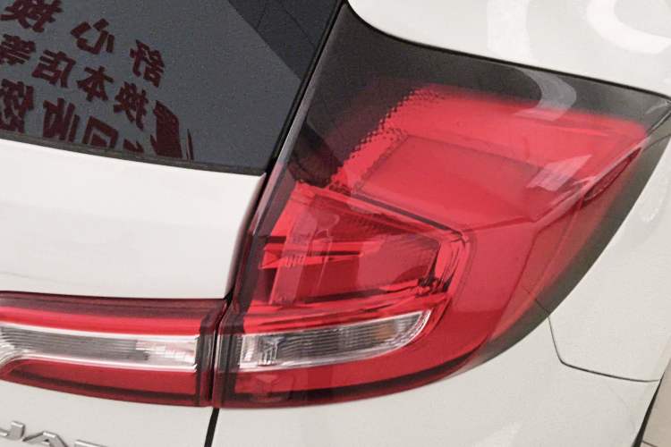 Used Honda Jade 2020 1.8L automatic Comfort version Exterior 2