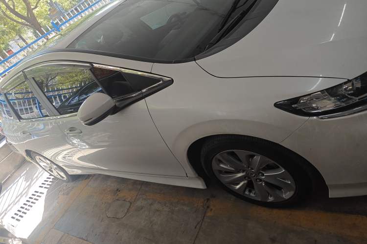 Used Honda Jade 2020 1.8L automatic Comfort version Exterior 2