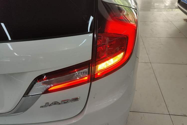 Used Honda Jade 2020 1.8L automatic Comfort version Exterior 3