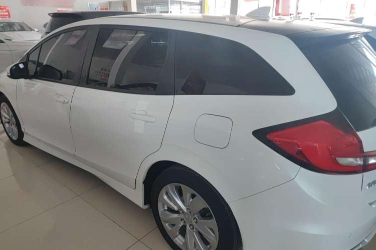 Used Honda Jade 2020 1.8L automatic Comfort version Exterior 5