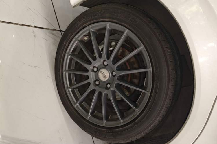 Used Honda Jade 2020 1.8L automatic Comfort version Exterior 5