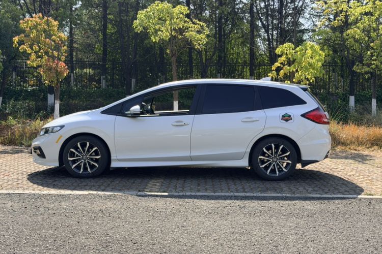 Used Honda Jade 2020 1.8L automatic Comfort version Exterior 5
