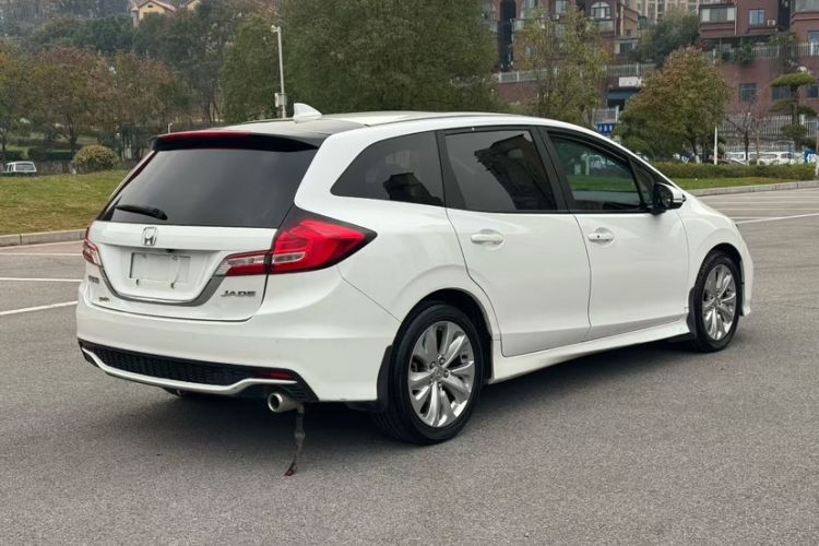Used Honda Jade 2020 1.8L automatic Comfort version Exterior 5