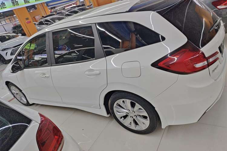 Used Honda Jade 2020 1.8L automatic Comfort version Exterior 5