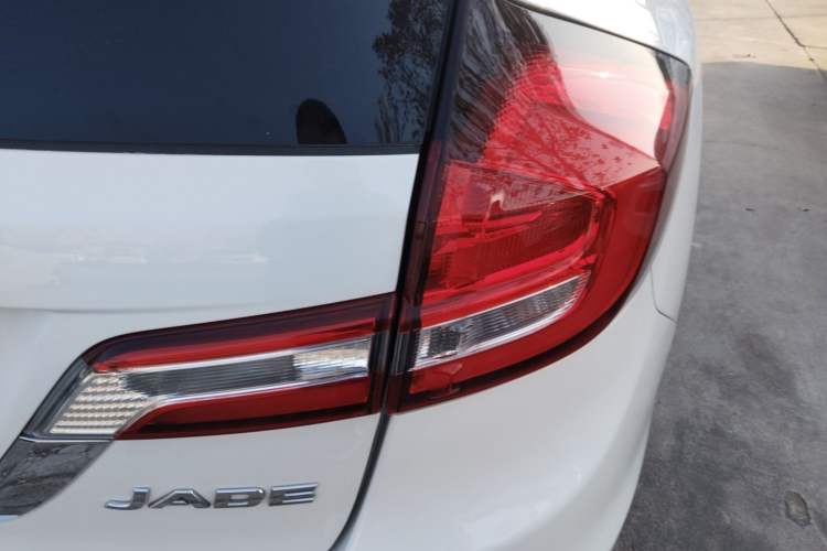 Used Honda Jade 2020 1.8L automatic Comfort version Exterior 6