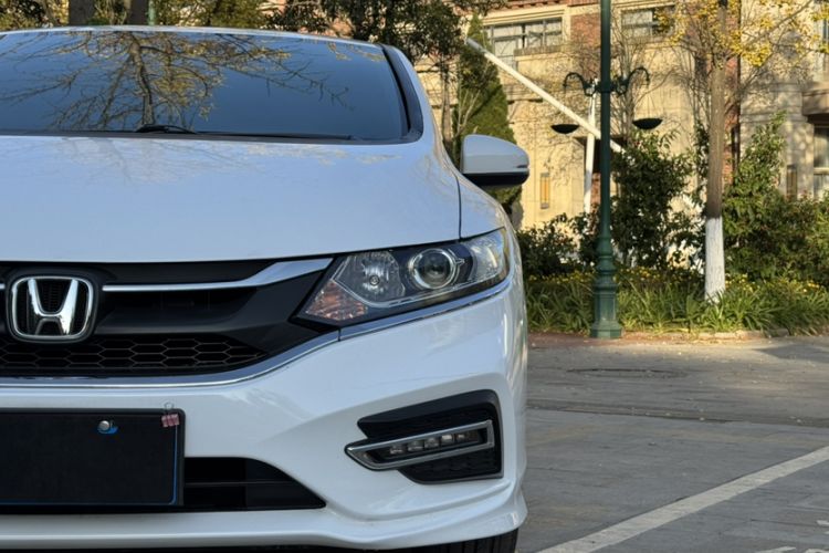Used Honda Jade 2020 1.8L automatic Comfort version Exterior 7