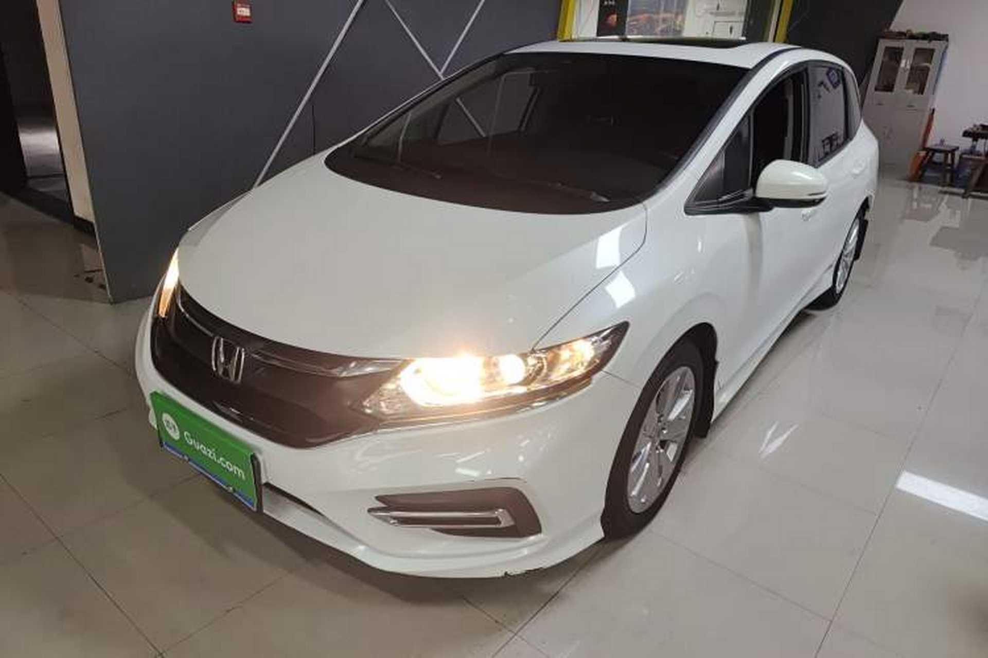 Used Honda Jade 2020 1.8L automatic Comfort version Front Left 45 Deg