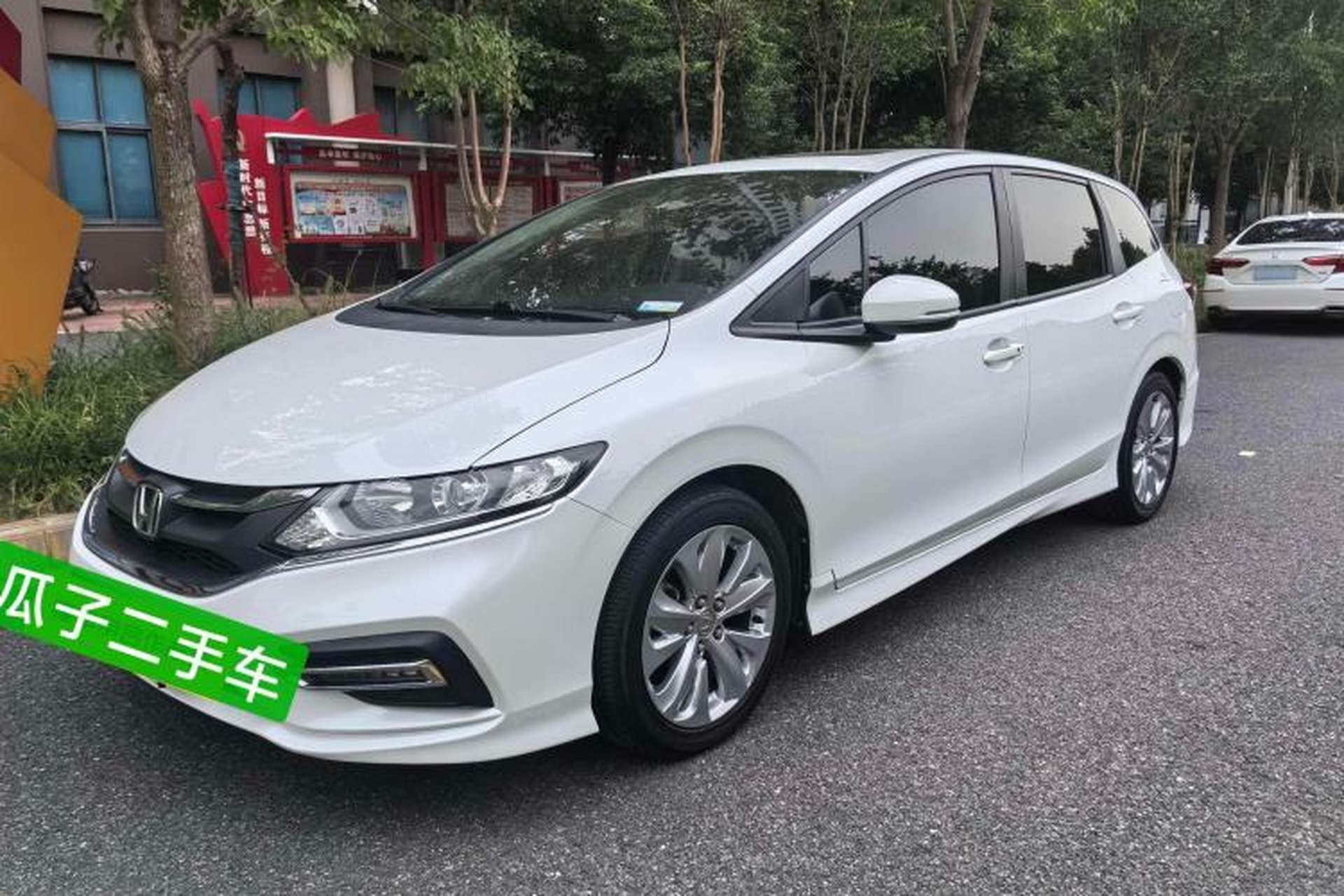 Used Honda Jade 2020 1.8L automatic Comfort version Front Left 45 Deg