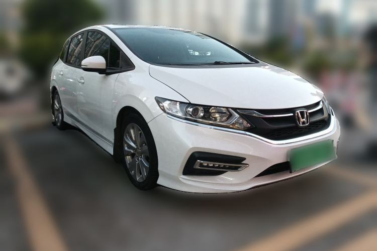 Used Honda Jade 2020 1.8L automatic Comfort version Front Right 45 Deg