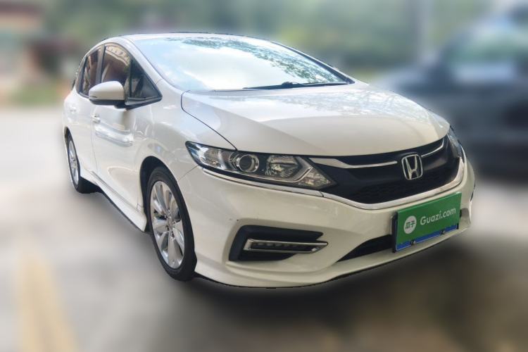 Used Honda Jade 2020 1.8L automatic Comfort version Front Right 45 Deg