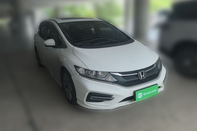 Used Honda Jade 2020 1.8L automatic Comfort version Front Right 45 Deg