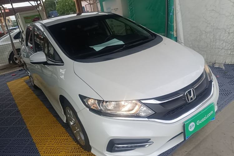 Used Honda Jade 2020 1.8L automatic Comfort version Front Right 45 Deg