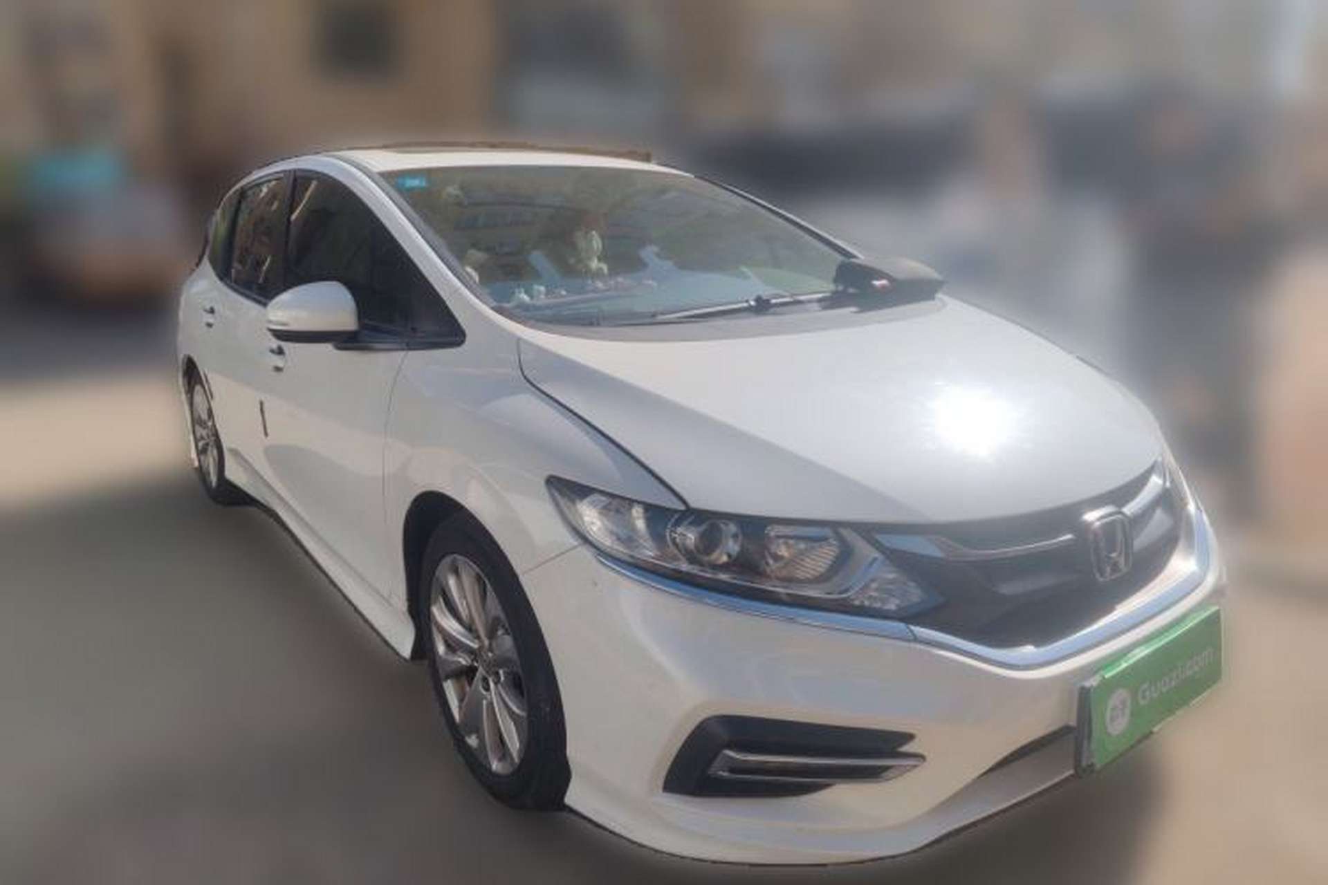 Used Honda Jade 2020 1.8L automatic Comfort version Front Right 45 Deg