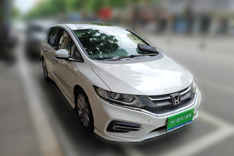Used Honda Jade 2020 1.8L automatic Comfort version Front Right 45 Deg