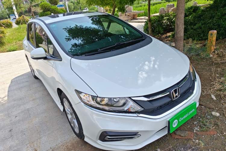 Used Honda Jade 2020 1.8L automatic Comfort version Front Right 45 Deg