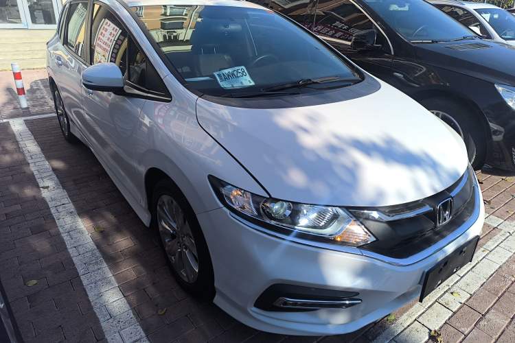Used Honda Jade 2020 1.8L automatic Comfort version Front Right 45 Deg