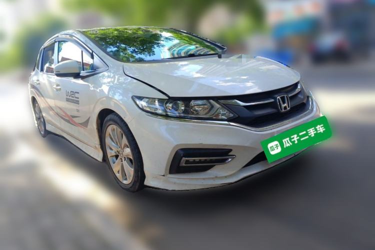 Used Honda Jade 2020 1.8L automatic Comfort version Front Right 45 Deg