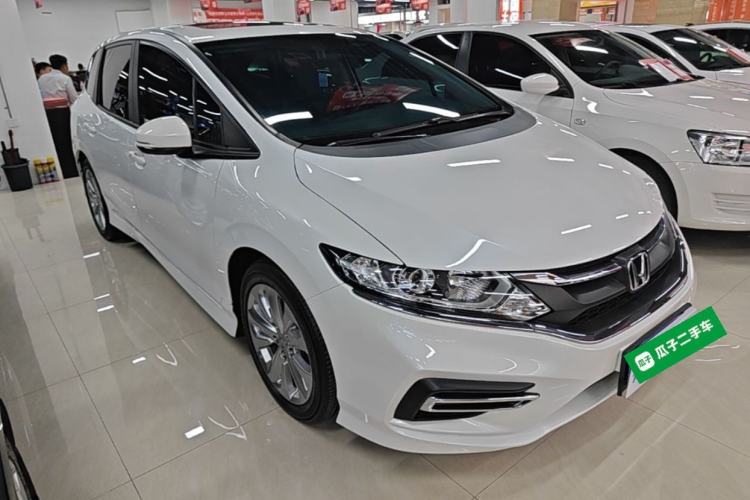 Used Honda Jade 2020 1.8L automatic Comfort version Front Right 45 Deg