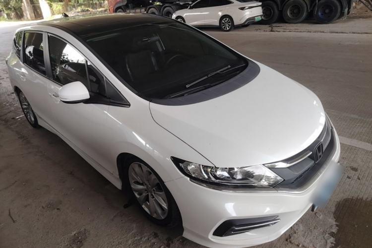 Used Honda Jade 2020 1.8L automatic Comfort version Front Right 45 Deg
