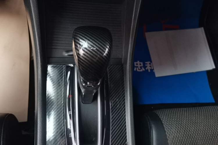 Used Honda Jade 2020 1.8L automatic Comfort version Gear Lever