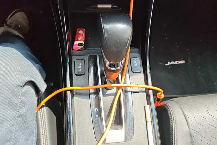Used Honda Jade 2020 210TURBO CVT Luxury Edition Gear Lever