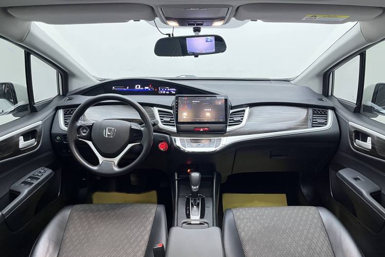 Used Honda Jade 2020 1.8L automatic Comfort version Interior 1