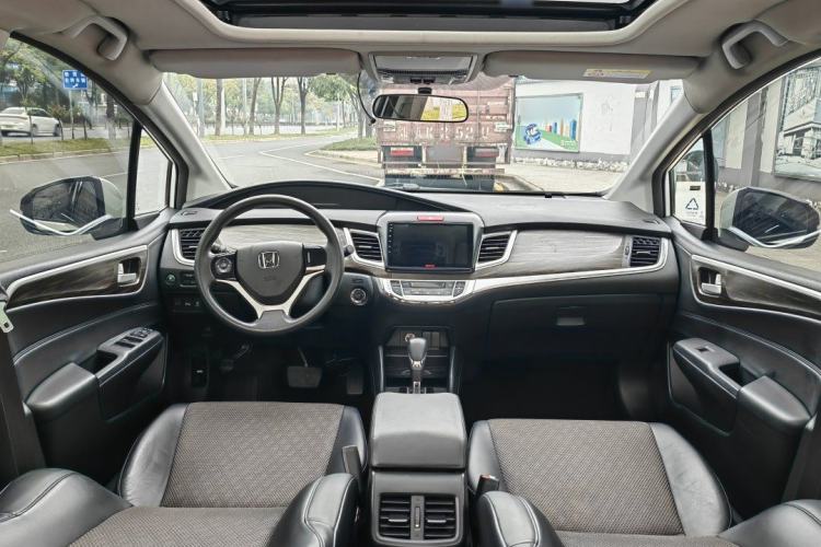 Used Honda Jade 2020 1.8L automatic Comfort version Interior 1