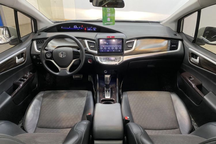 Used Honda Jade 2020 1.8L automatic Comfort version Interior 2